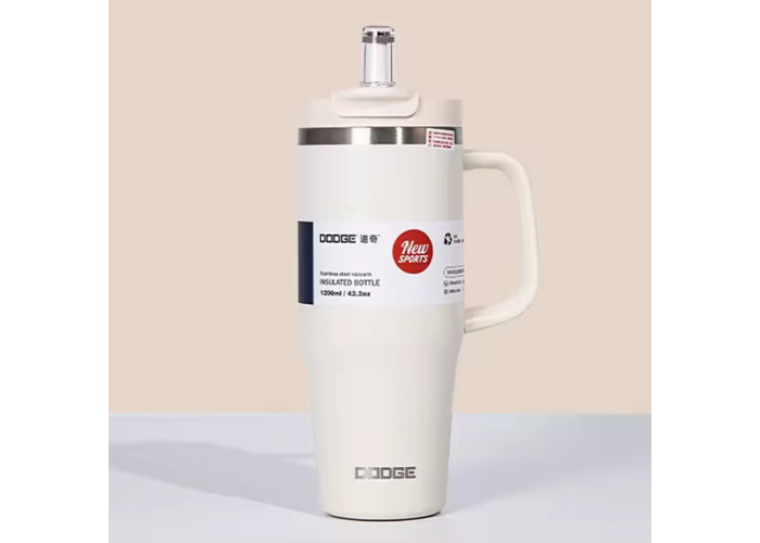 Термочашка с трубочкой DB-24581-900, 900 мл, с ручкой