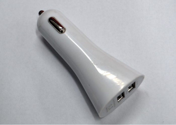 Автомобильное зарядное устройство (2,1 A / 2 USB)