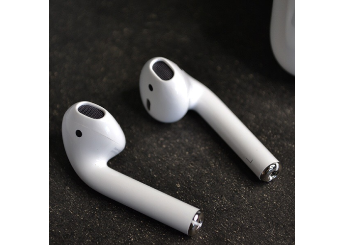 Навушники AirPods 2 with Wireless Charging Case 