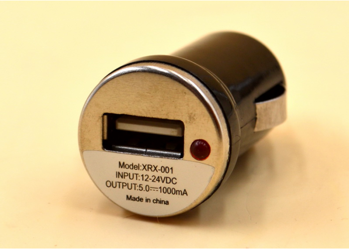 Автомобильное зарядное устройство XRX-001 (1 A / 1 USB порт)